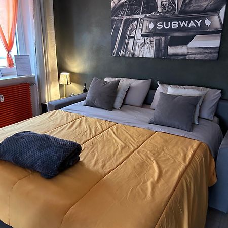 Bon Bon Del Centro No Ztl A Due Passi Da Piazza Alfieri Apartment Асти Екстериор снимка