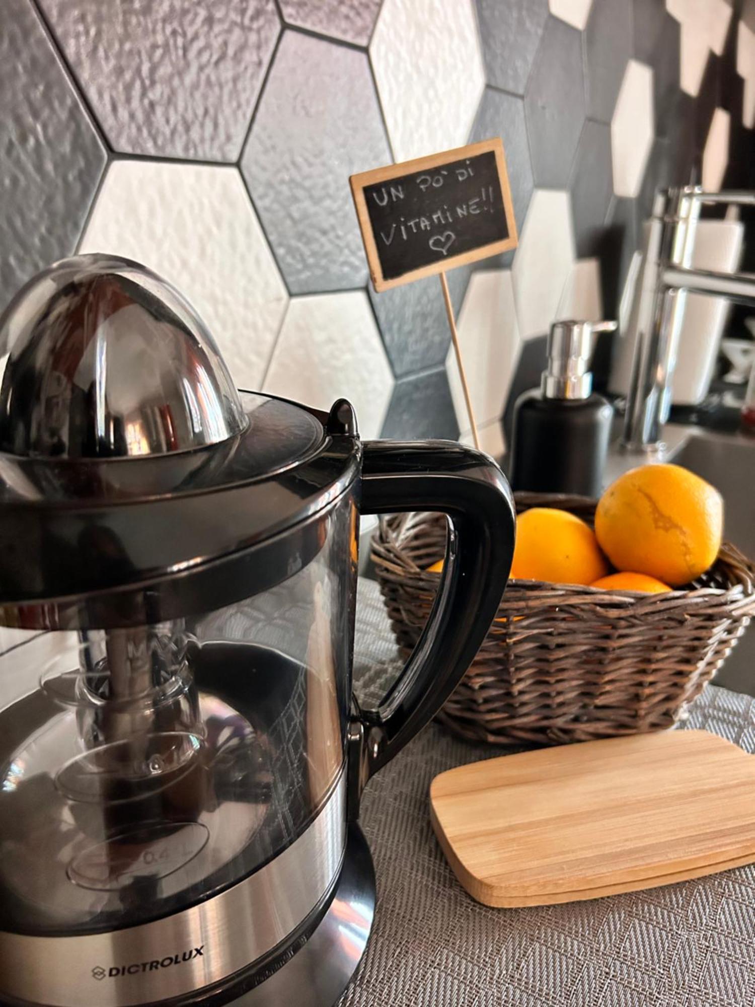 Bon Bon Del Centro No Ztl A Due Passi Da Piazza Alfieri Apartment Асти Екстериор снимка
